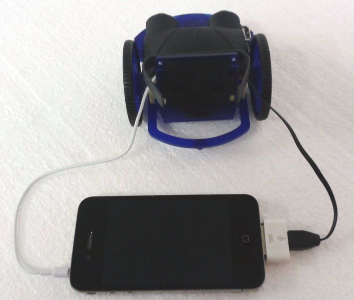 File:wheelphone-gs-2-iphone.jpg